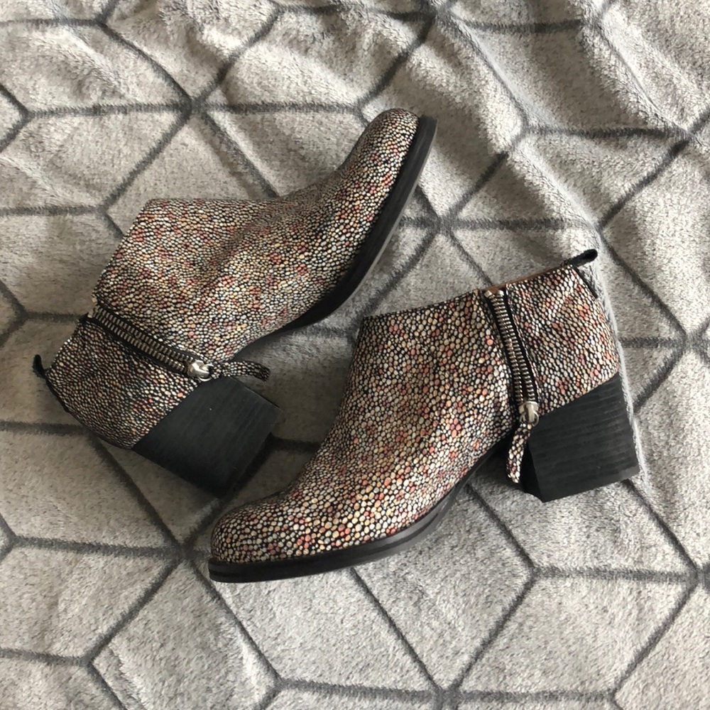 Printed Booties